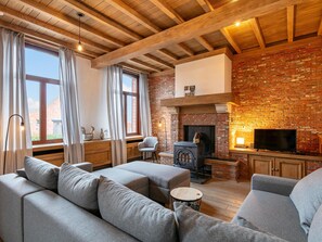 TV, fireplace, table tennis