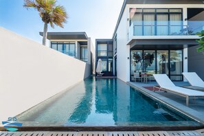 Outdoor pool - Beach front villa by Emblemsea in hyatt (Da Nang)