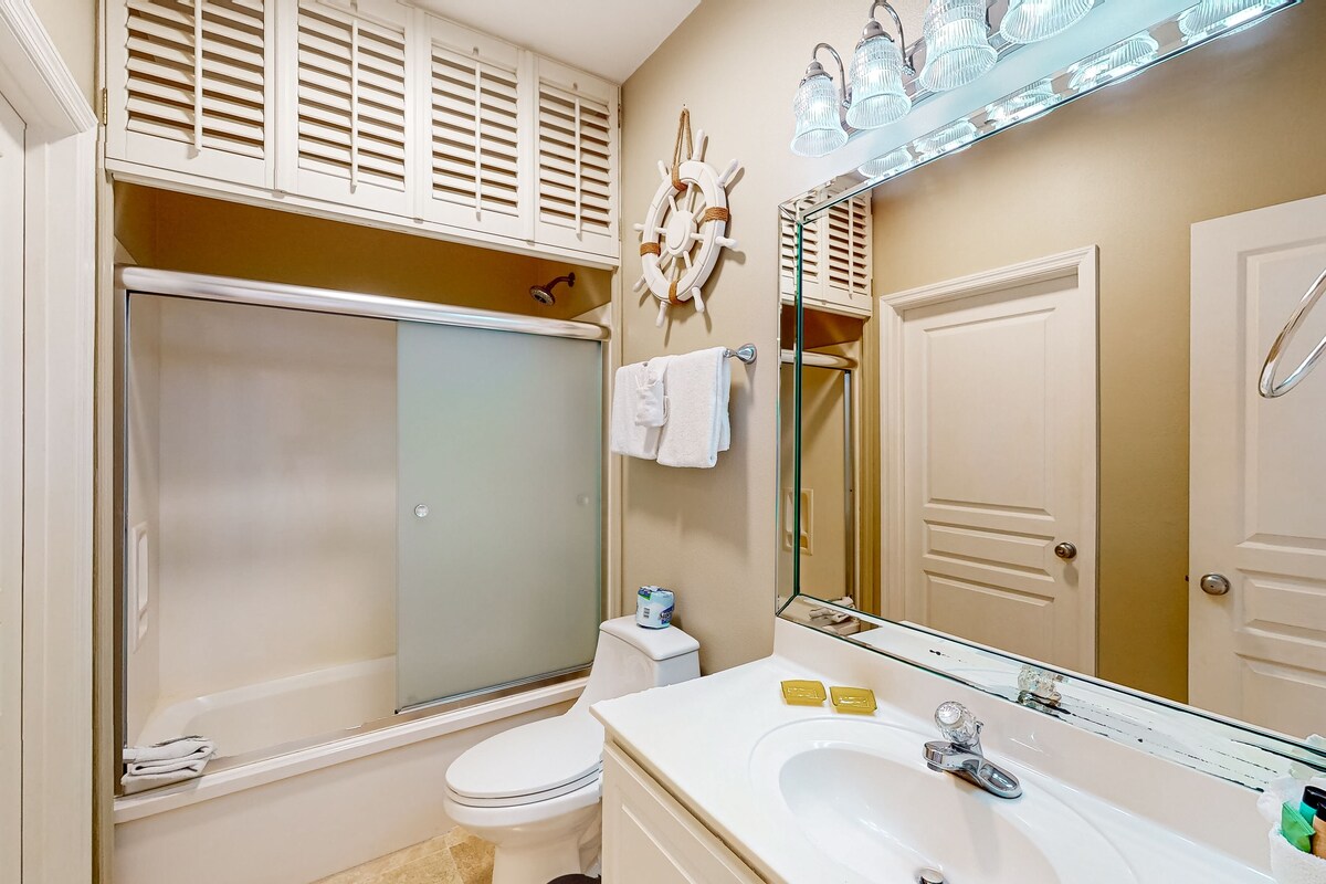 Photo 18 of Dog-friendly waterfront & gated condo with pool access, balcony, AC, & W/D