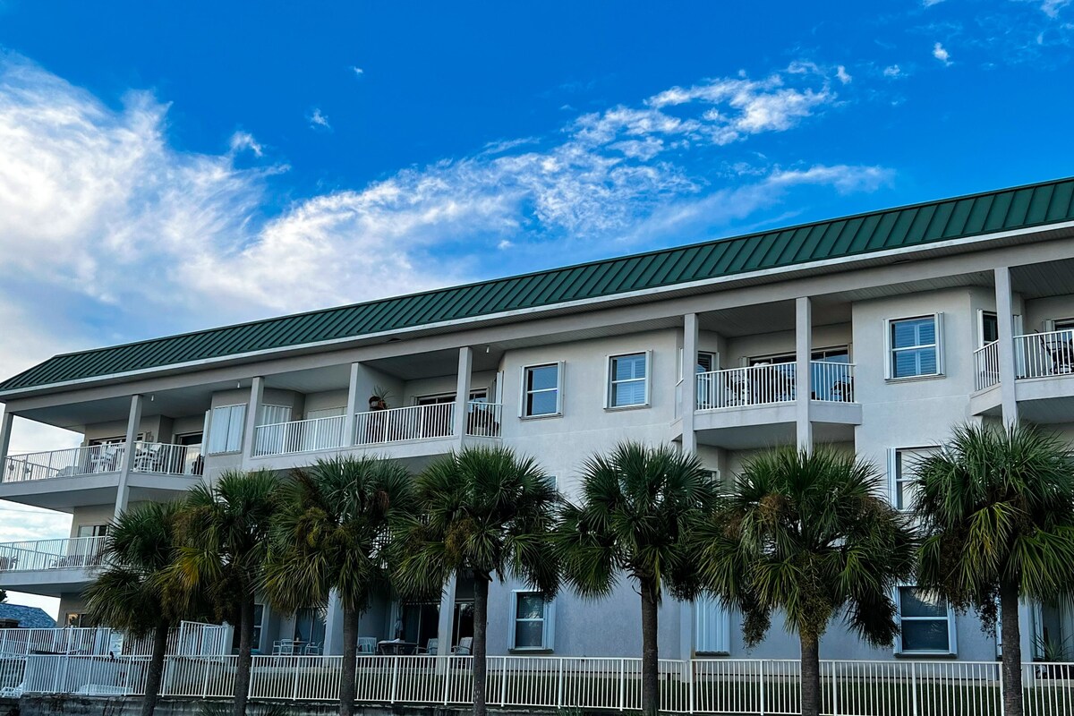 Photo 23 of Dog-friendly waterfront & gated condo with pool access, balcony, AC, & W/D