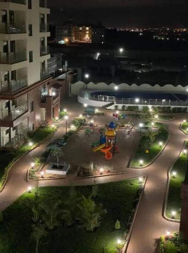 Children’s area - 3bedroom apartment, off Mombasa rd Nairobi, with Fantastic view of National Park (Nairobi)