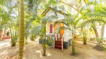 Double Room | Free WiFi, bed sheets