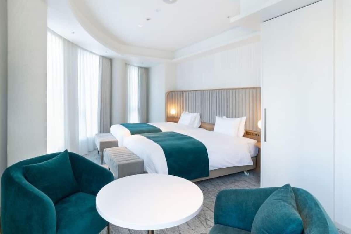 1 bedroom, in-room safe, blackout curtains, free WiFi