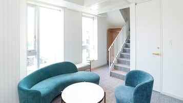 Firemannsrom, ikke-røyk (Maisonette Room) | Oppholdsområde