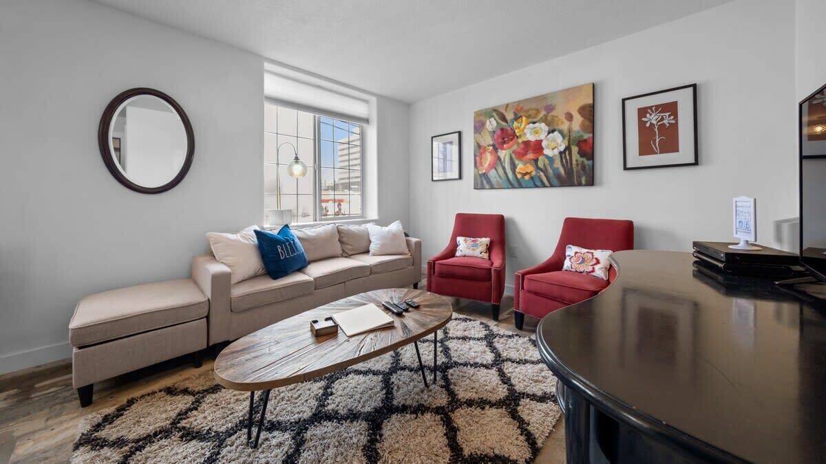 TV, DVD player, offices