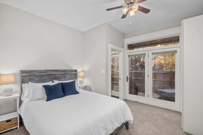 3 chambres, lit de bébé portatif, Wi-Fi, literie fournie