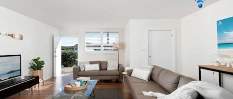 Aloha Beach House | Lounge room | TV | Wifi