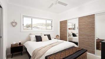3 bedrooms, iron/ironing board, travel cot, WiFi
