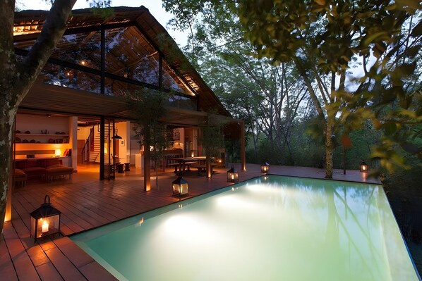 Villa, 5 Bedrooms | 5 bedrooms, desk, free WiFi