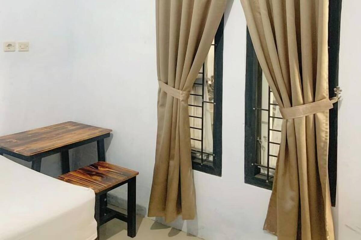 1 bedroom, desk, free WiFi
