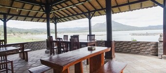 Baruna Lakeside View
