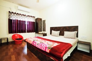 1 BHK Apartment (2 Adults)