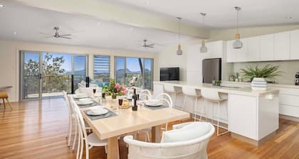 Hamptons By The Bay – ocean views