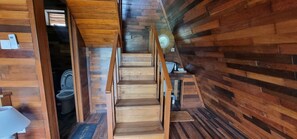 Desk, free WiFi, bed sheets - Umah Nanda (Kintamani)