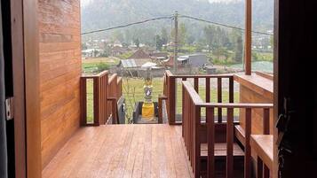 Deluxe Double Room with Balcony | Terrace/patio