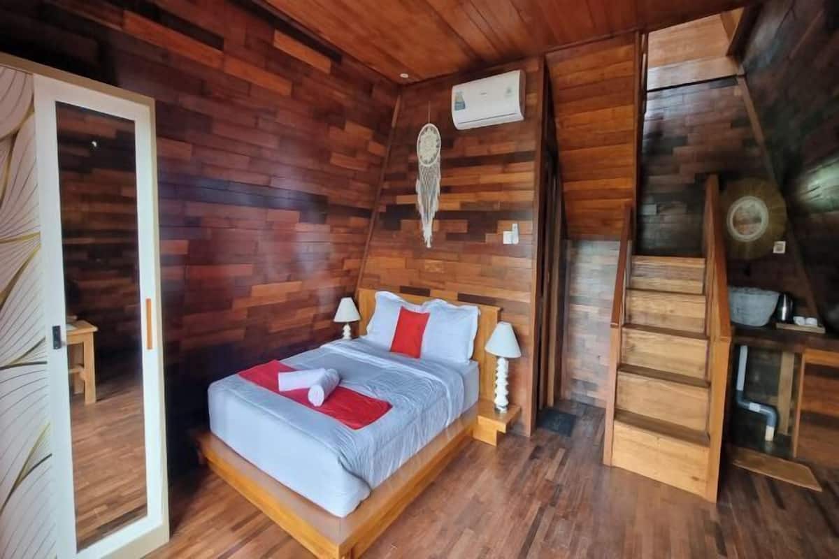 1 bedroom, desk, free WiFi, bed sheets