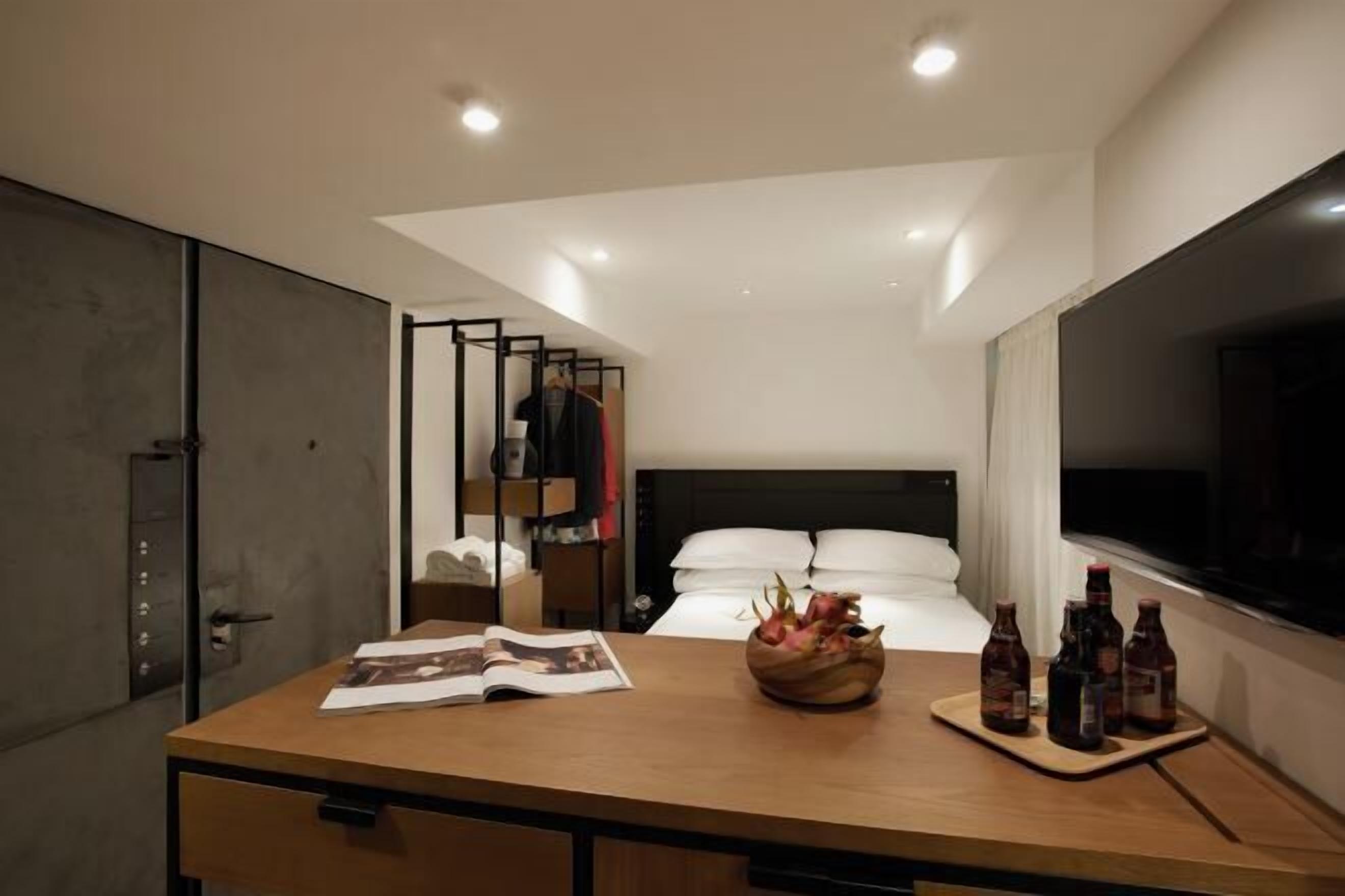 In-room safe, desk, iron/ironing board, free WiFi