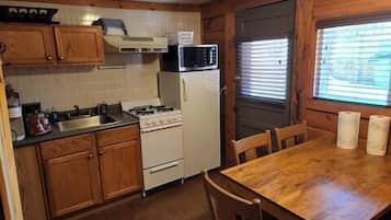 Fridge, microwave, oven, coffee/tea maker