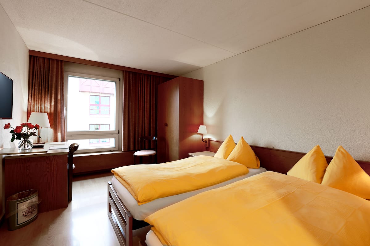 Suite Junior, 1 kamar tidur | 1 kamar tidur, selimut bulu angsa, meja kerja, dan Wi-Fi gratis