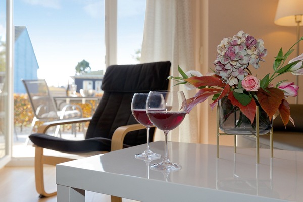 Wohnzimmer mit Terrasse