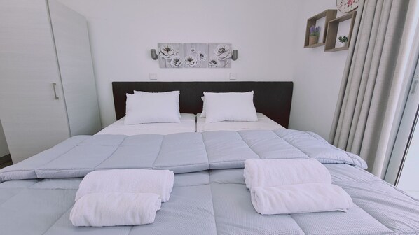 1 bedroom, free WiFi, bed sheets