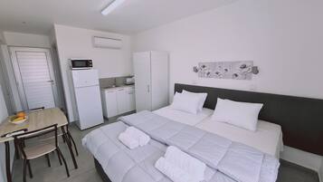 1 chambre, Wi-Fi gratuit, draps fournis