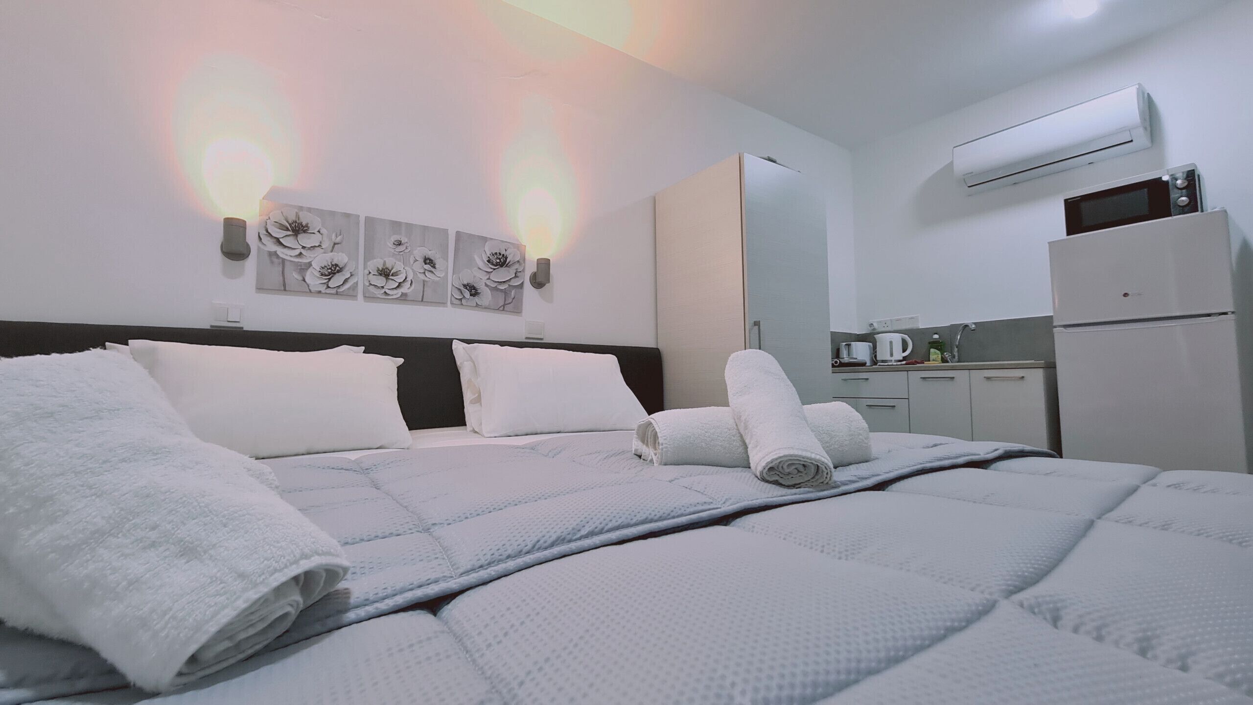 Wifi gratis y ropa de cama