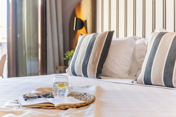 Comfort Double or Twin Room | In-room safe, blackout drapes, iron/ironing board (on request)