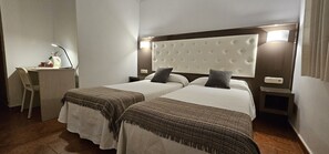 โต๊ะทำงาน, Wi-Fi ฟรี