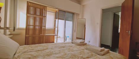 2 camere, ferro/asse da stiro, Wi-Fi gratuito, lenzuola