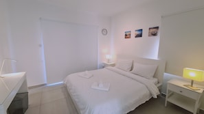 1 bedroom, iron/ironing board, free WiFi, bed sheets - STAY Beach Wave Apartment (Larnaca)