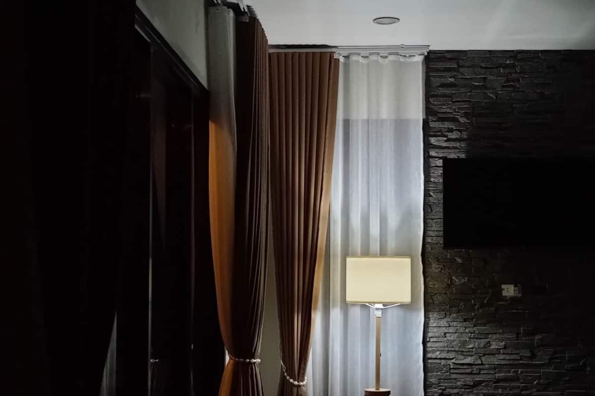1 Schlafzimmer, hochwertige Bettwaren, Zimmersafe, Verdunkelungsvorhänge