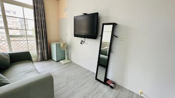 Comfort Double Room | Individually furnished, free WiFi