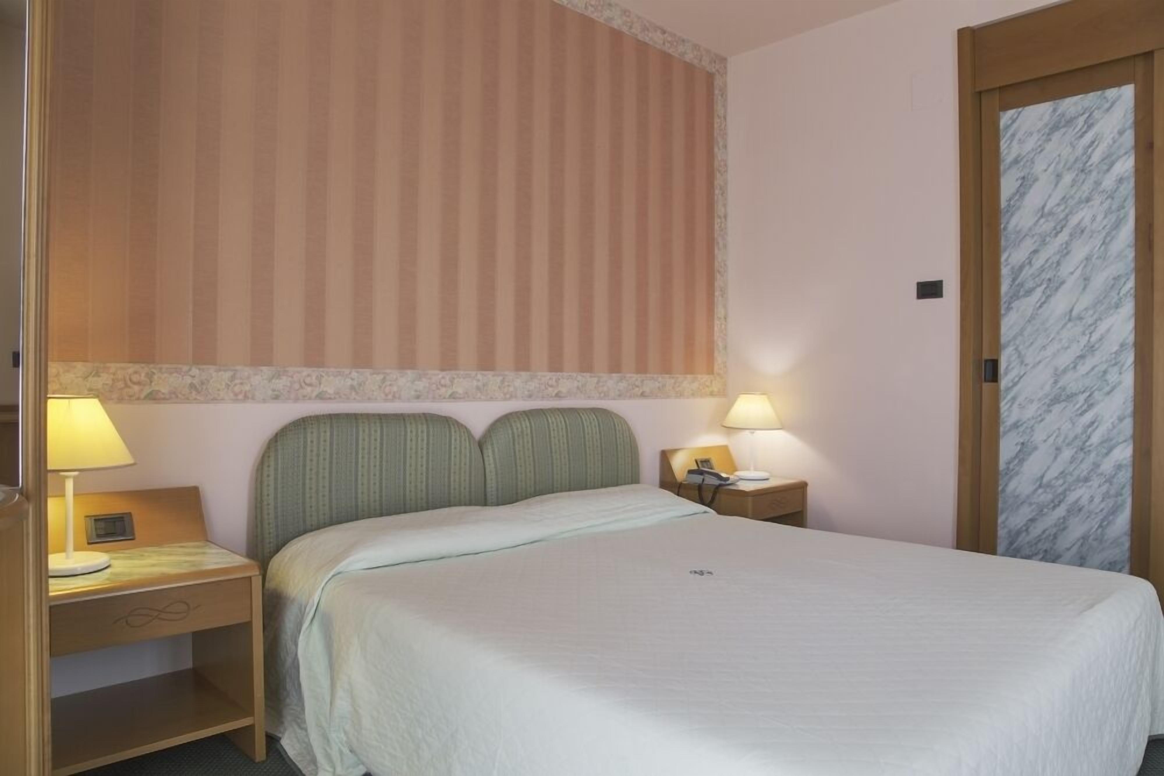 In-room safe, blackout drapes, soundproofing, free WiFi