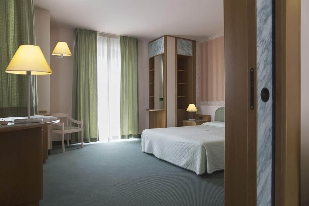 1 Schlafzimmer, Zimmersafe, Verdunkelungsvorhänge