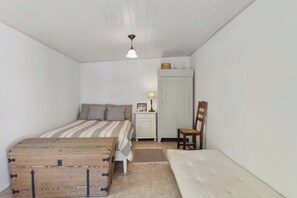 3 bedrooms, free WiFi - Lovely beach house with panoramic view (Martofte)