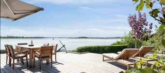 Lovely beach house with panoramic view