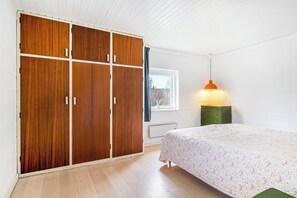 2 bedrooms, free WiFi