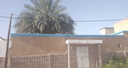 Typical mauritanian home in central Nouachott, cosy and quiet with garden