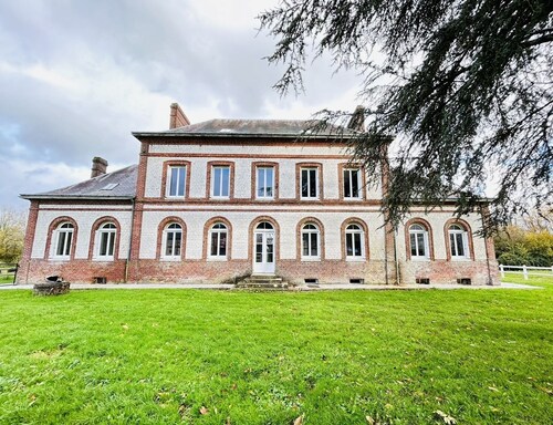 Ferme de Verdun, 26 pers/piscine/discothèque/jeux/groupe/1H30 de PARIS