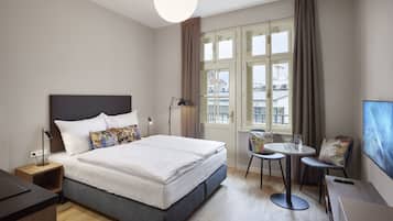 Studio Suite | 1 bedroom, free cribs/infant beds, free WiFi, bed sheets