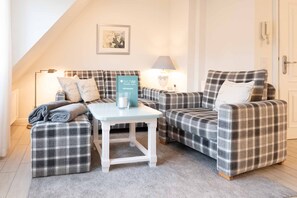 Televisión, libros y estéreo 