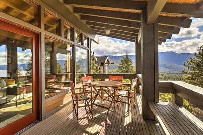 Lakeview Oasis | Luxury with Hot Tub & Lake Views