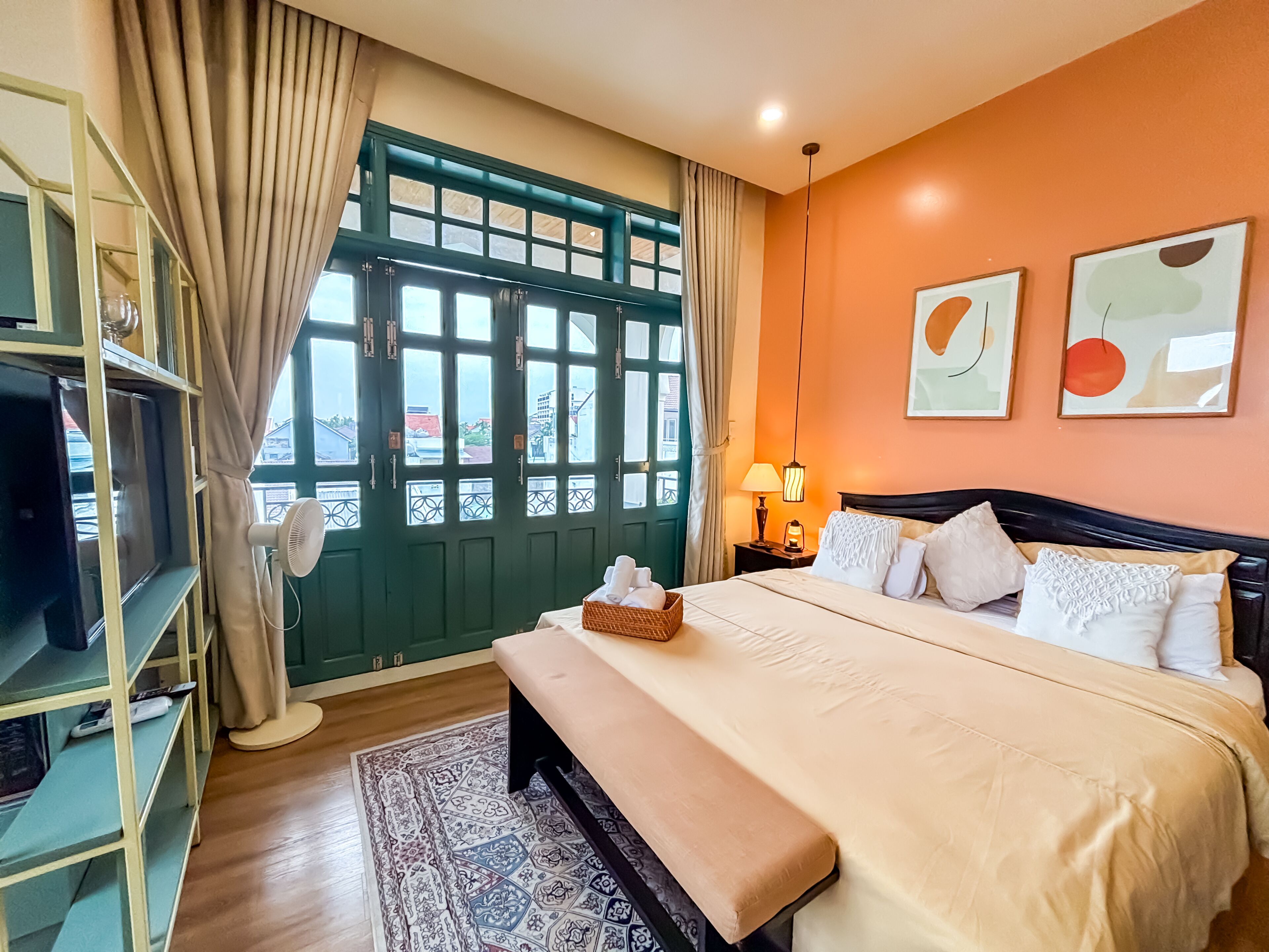 1 bedroom, iron/ironing board, WiFi, bed sheets