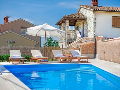 House Casa Piccola Barbici with pool in Porec, Istria