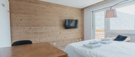 Strykjärn/strykbräda, gratis wi-fi och sängkläder