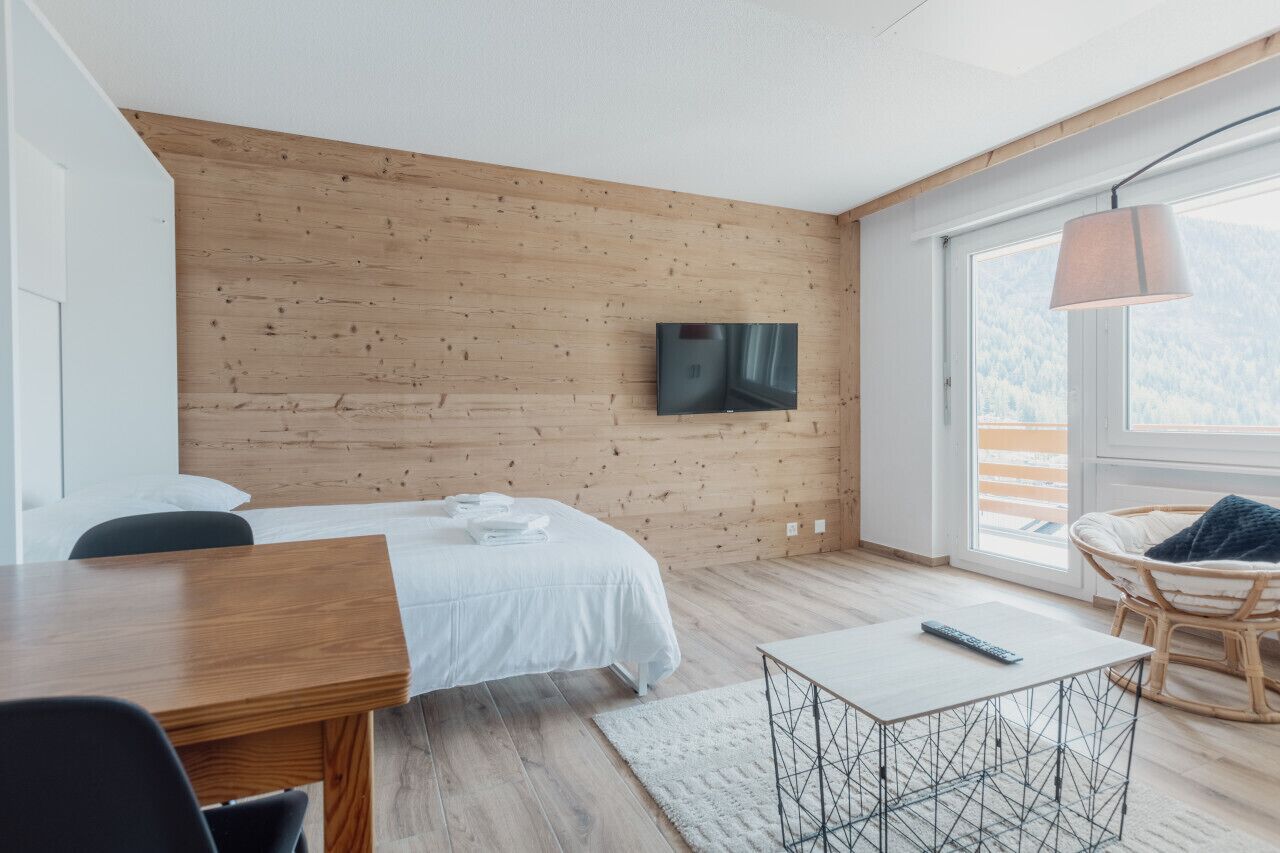 Fer et planche à repasser, Wi-Fi gratuit, draps fournis