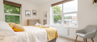 The Botanical Flat 1