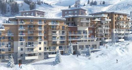 Spacious new apartment for 12 with views and balconies