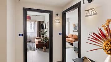 Deluxe Double or Twin Room | Hypo-allergenic bedding, free minibar, soundproofing, free WiFi
